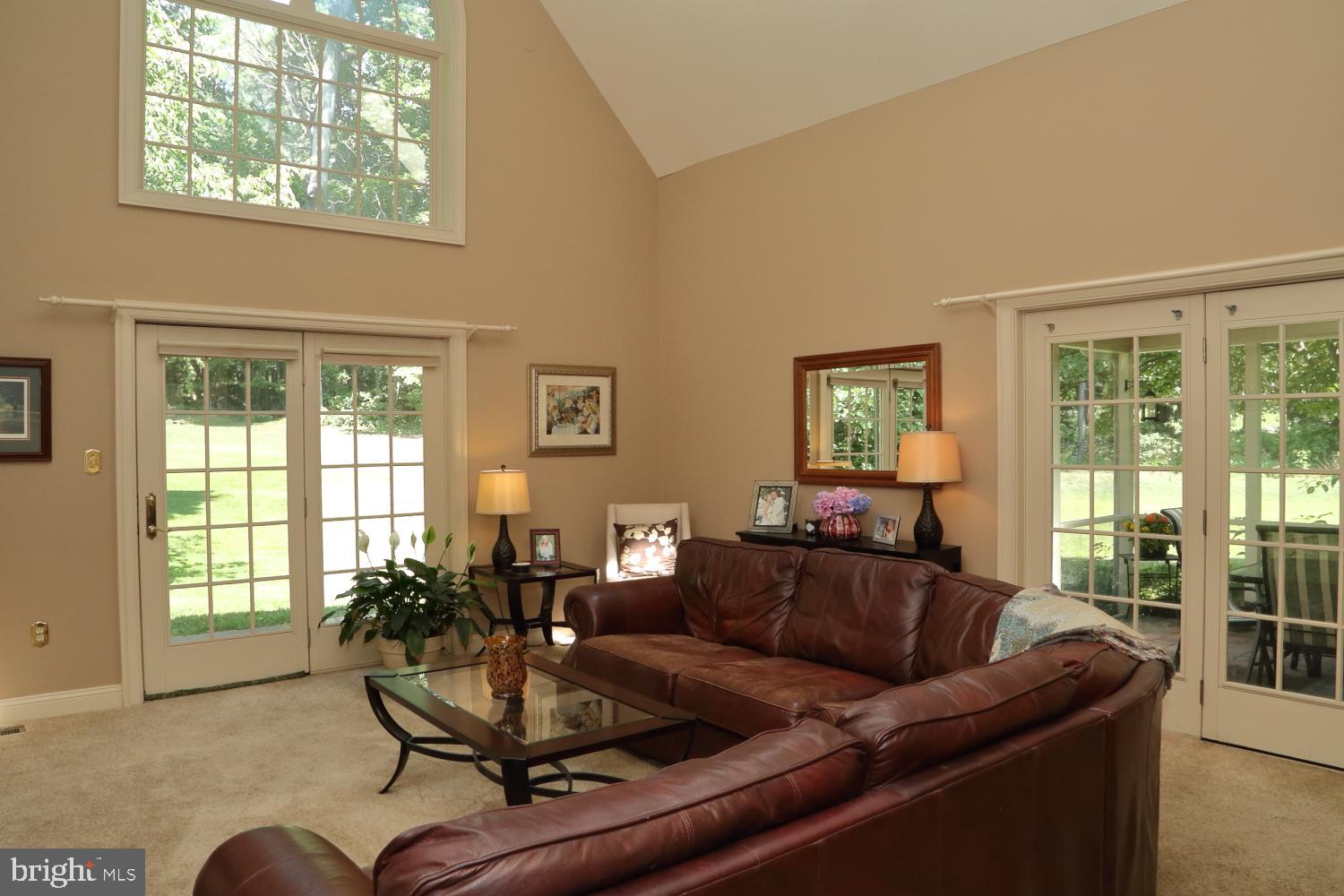 901 Hunters Path Lancaster, PA 17601 - Photo 11 of 37 Gallery Image 11