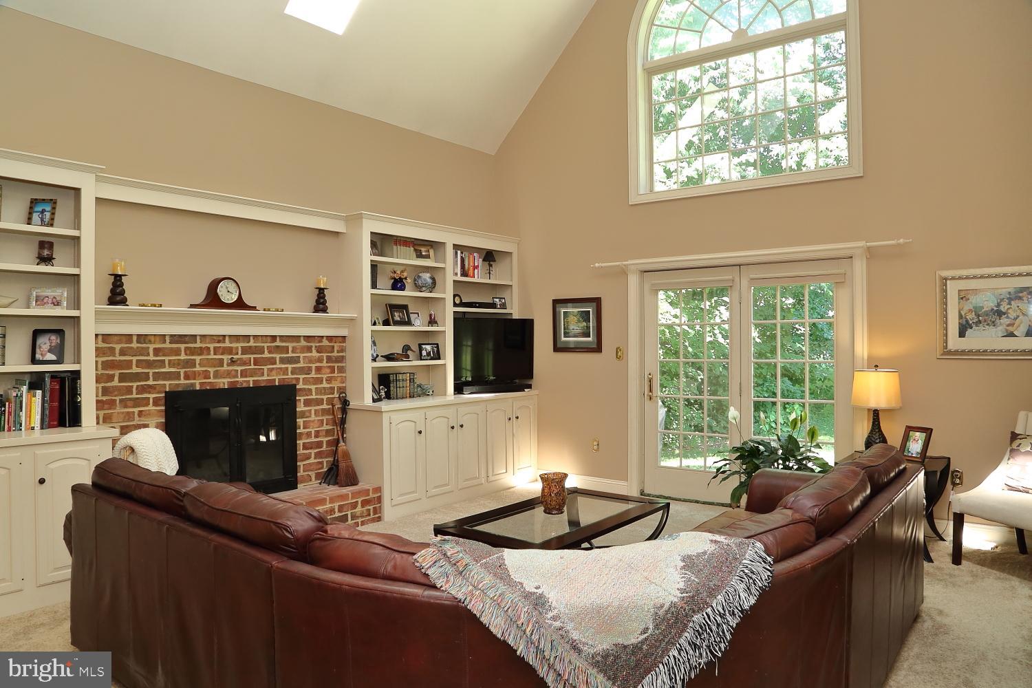 901 Hunters Path Lancaster, PA 17601 - Photo 12 of 37 Gallery Image 12