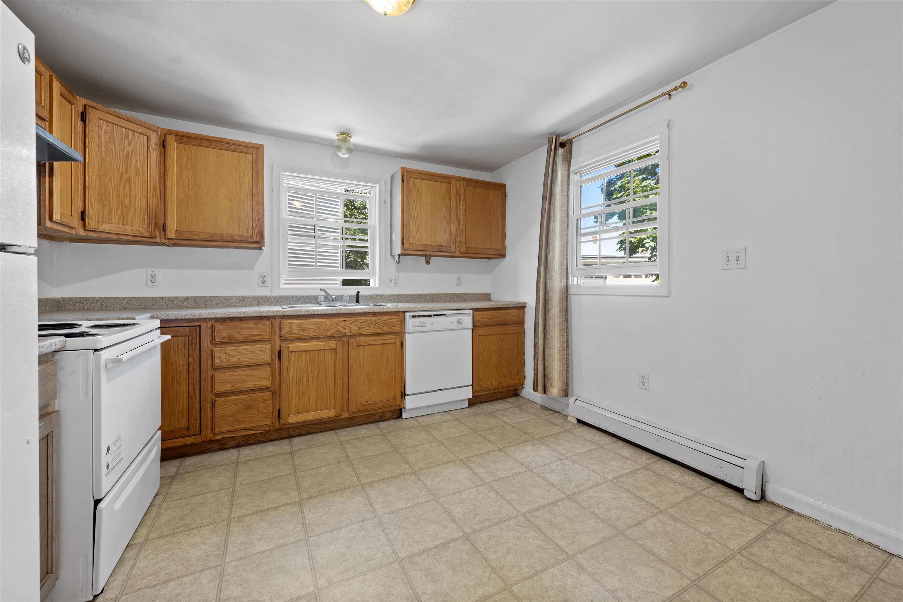 256 East High Street Manchester, NH 03104 - Photo 12 of 29