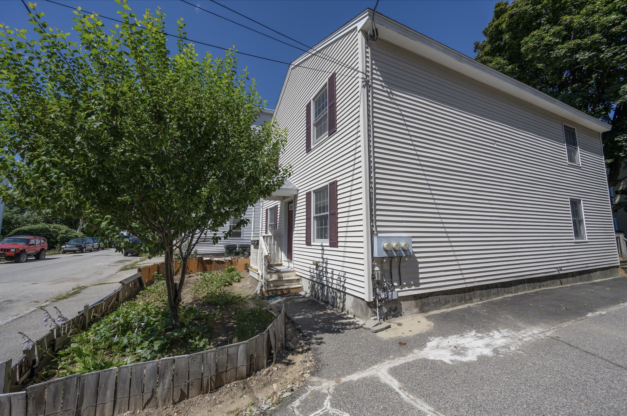 256 East High Street Manchester, NH 03104 - Photo 18 of 29