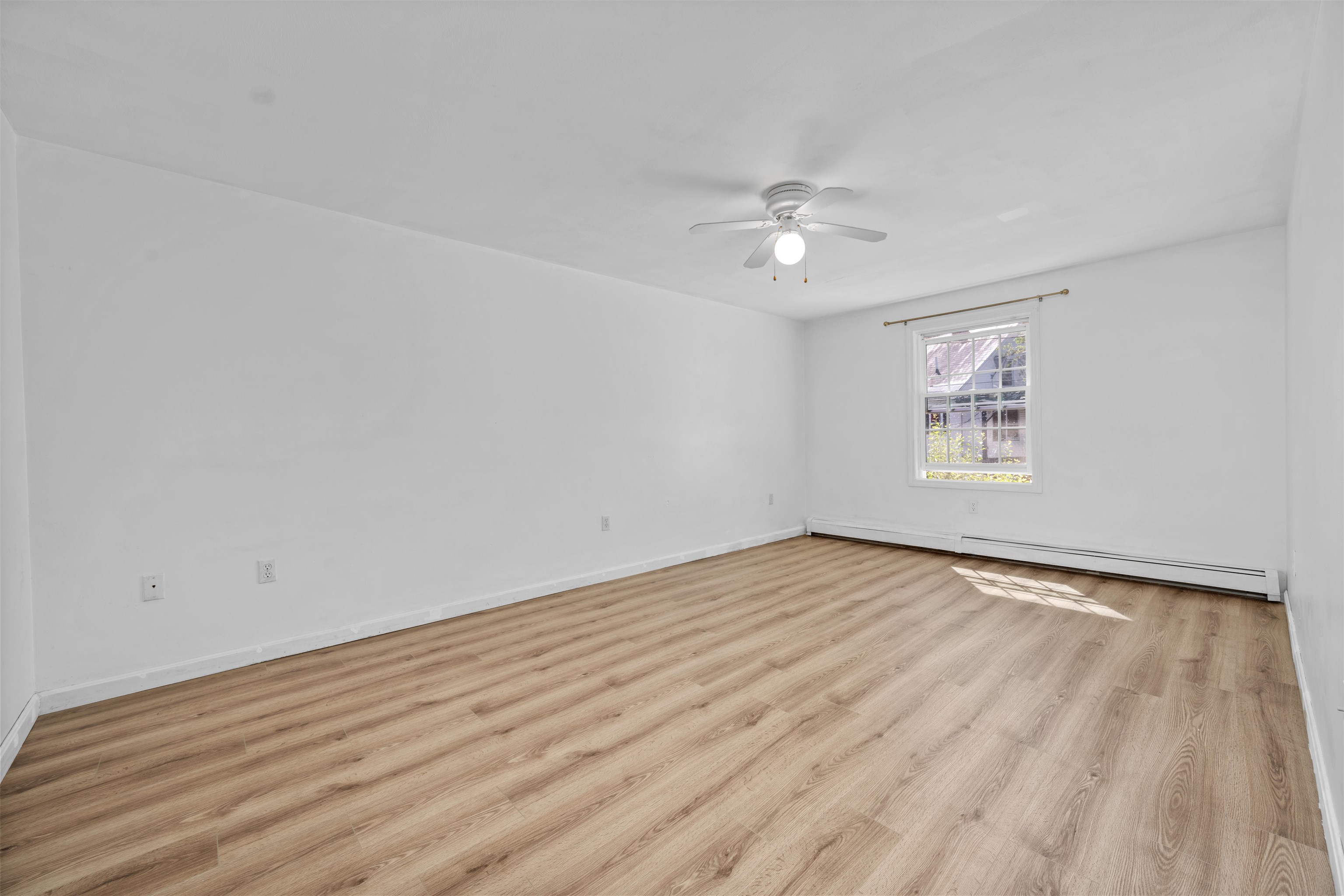 256 East High Street Manchester, NH 03104 - Photo 5 of 29