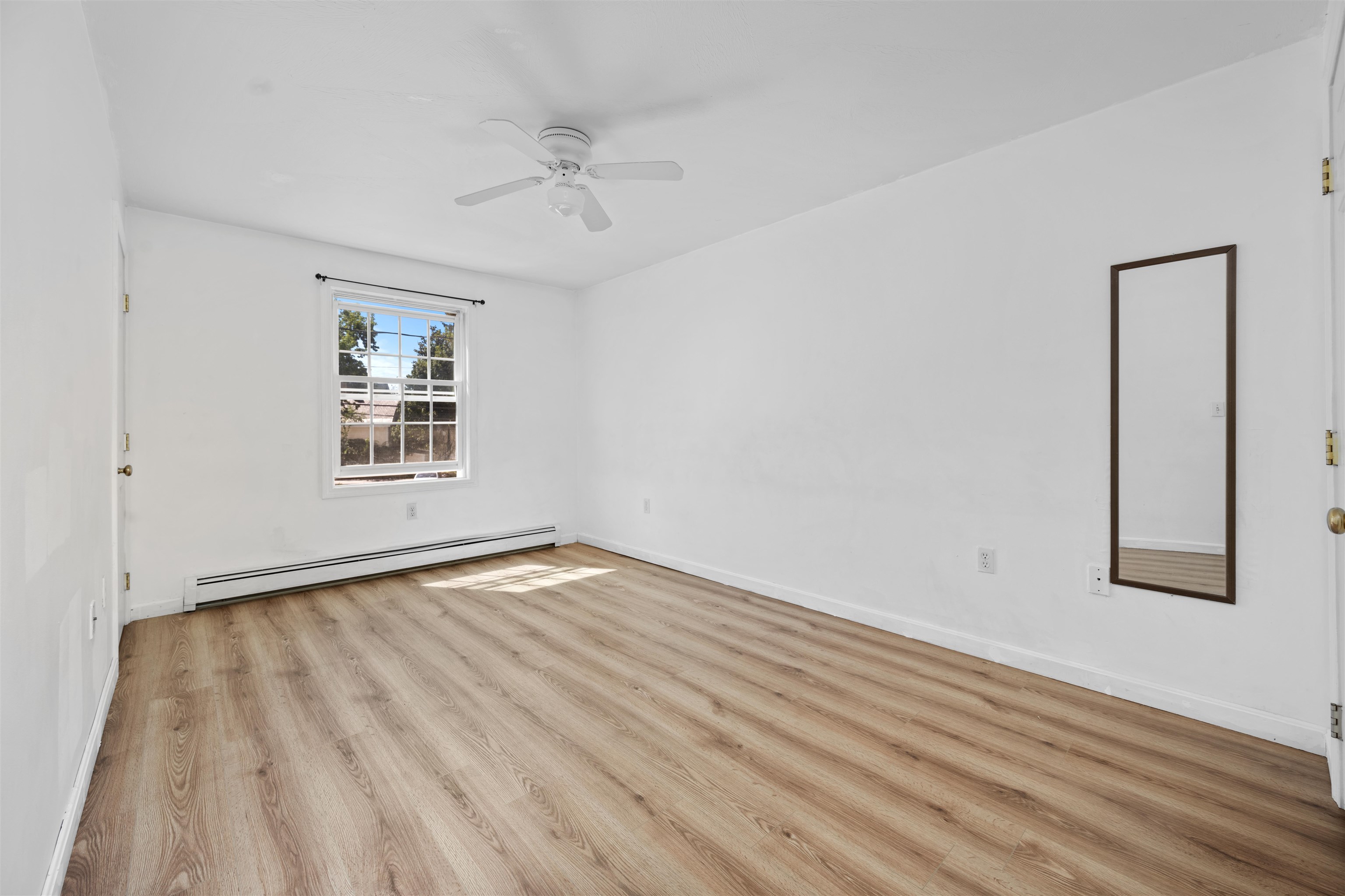 256 East High Street Manchester, NH 03104 - Photo 7 of 29