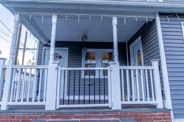 a view of front door