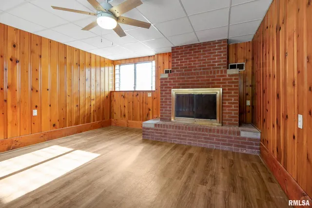 $175,000 | 1510 South Division Street, Carterville, IL 62918