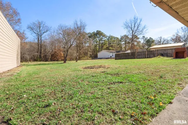 $175,000 | 1510 South Division Street, Carterville, IL 62918