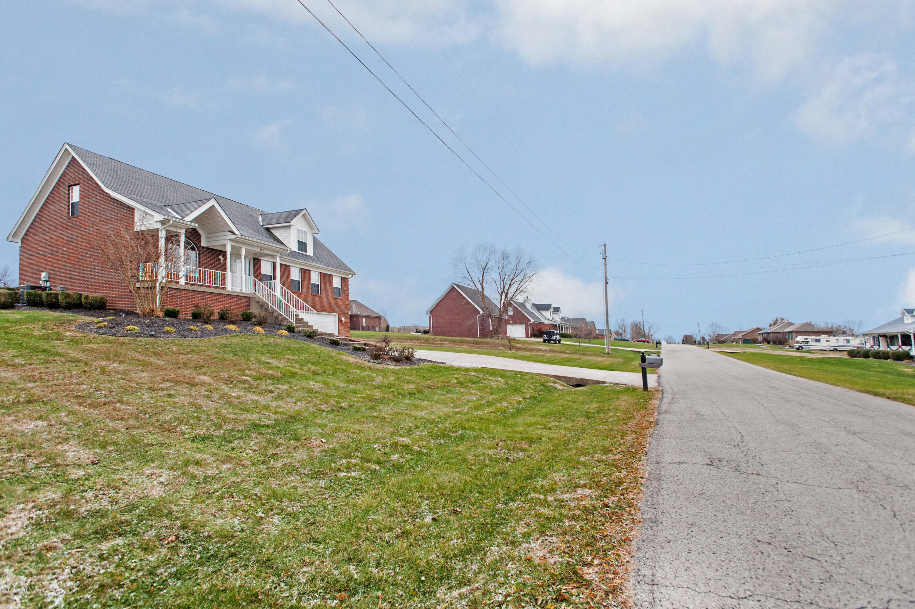 322 Majestic Run Road Shepherdsville, KY 40165 - Photo 7 of 45 322MajesticRun_021