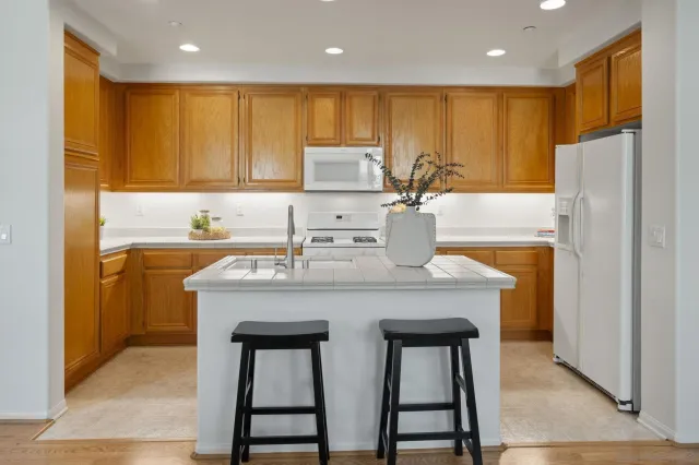 $869,000 | 2847 Escala Circle, San Diego, CA 92108