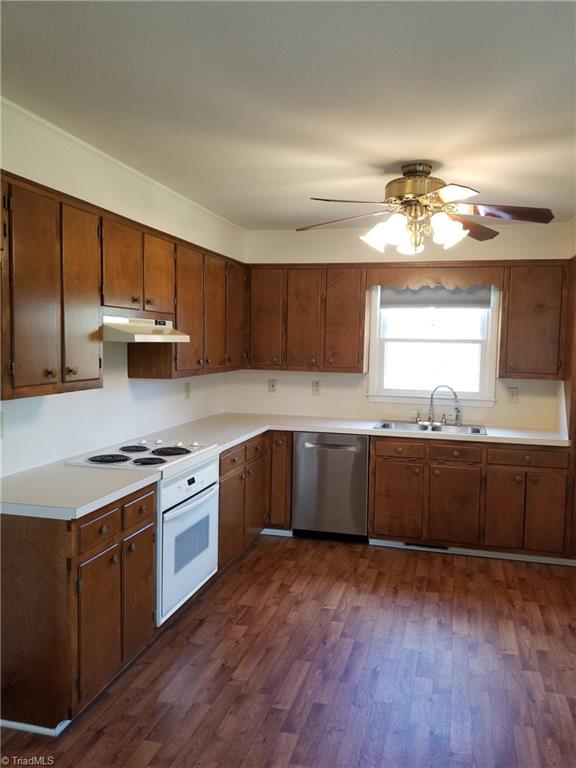 301 Trinity Church Road King, NC 27021 - Photo 7 of 23