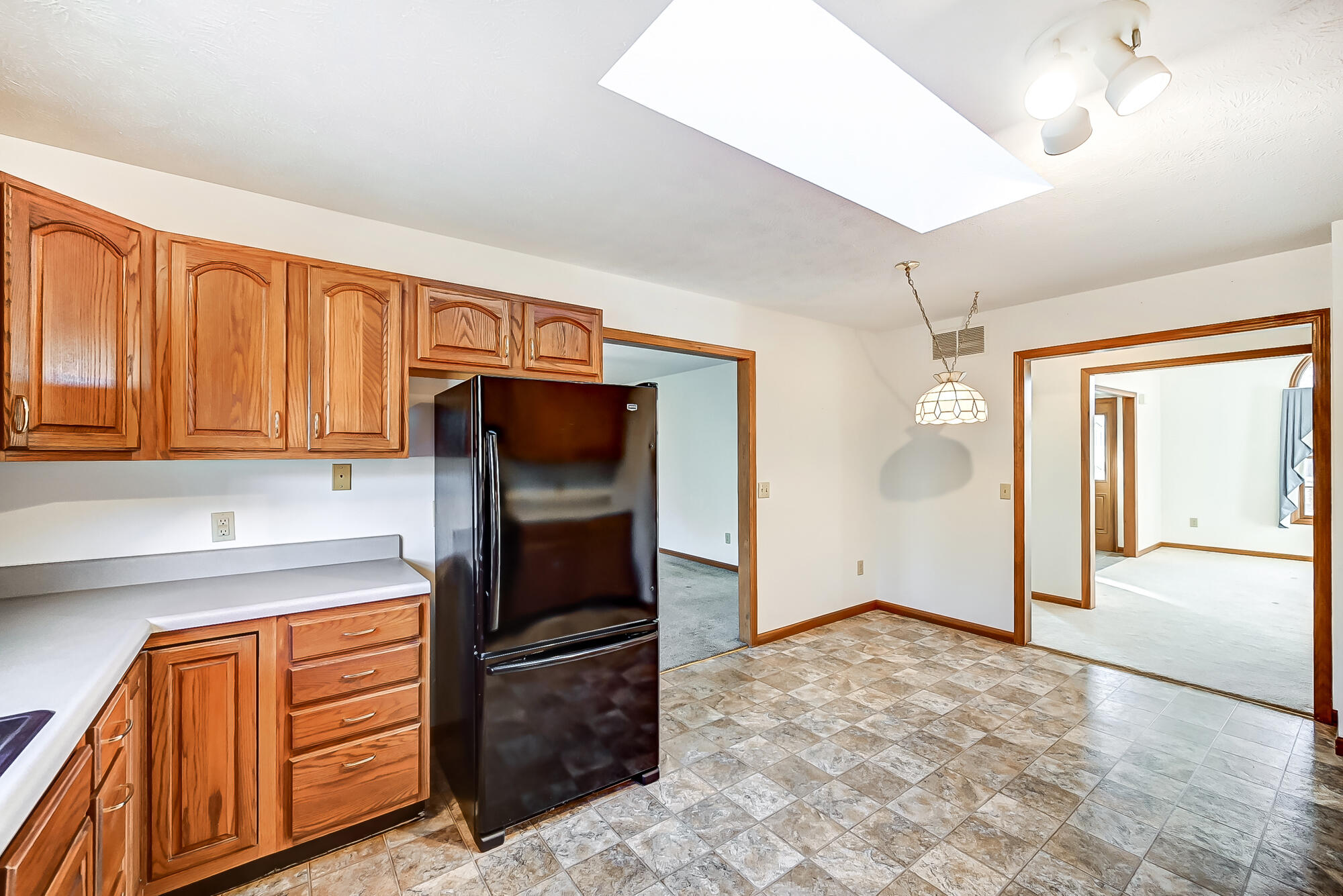 1065 Spring Falls Avenue Springfield, OH 45502 - Photo 12 of 68