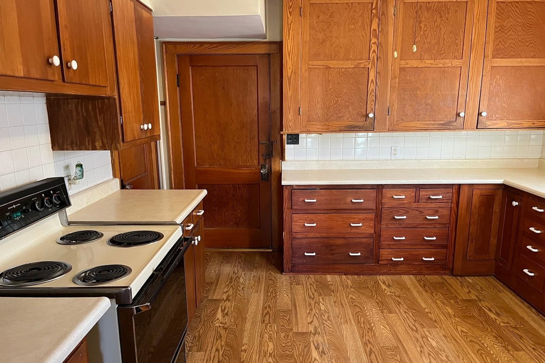 200 State Street Rutland, VT 05701 - Photo 5 of 27