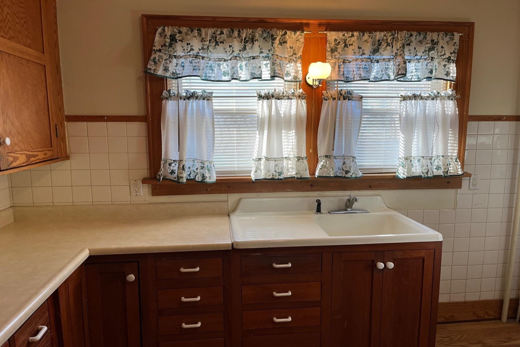 200 State Street Rutland, VT 05701 - Photo 9 of 27