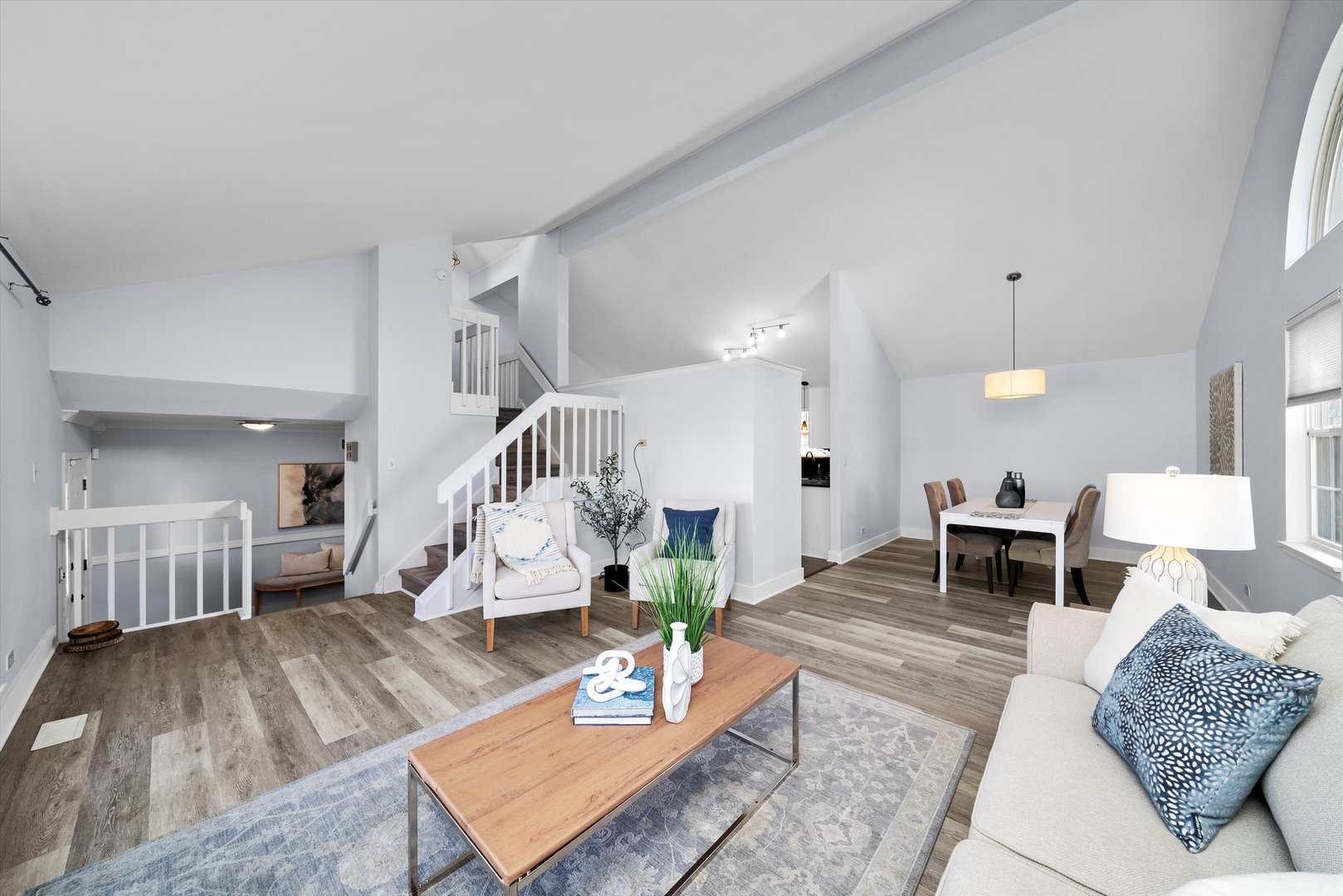 167 Forestview Court Aurora, IL 60502 - Photo 5 of 48 a living room with furniture and wooden floor