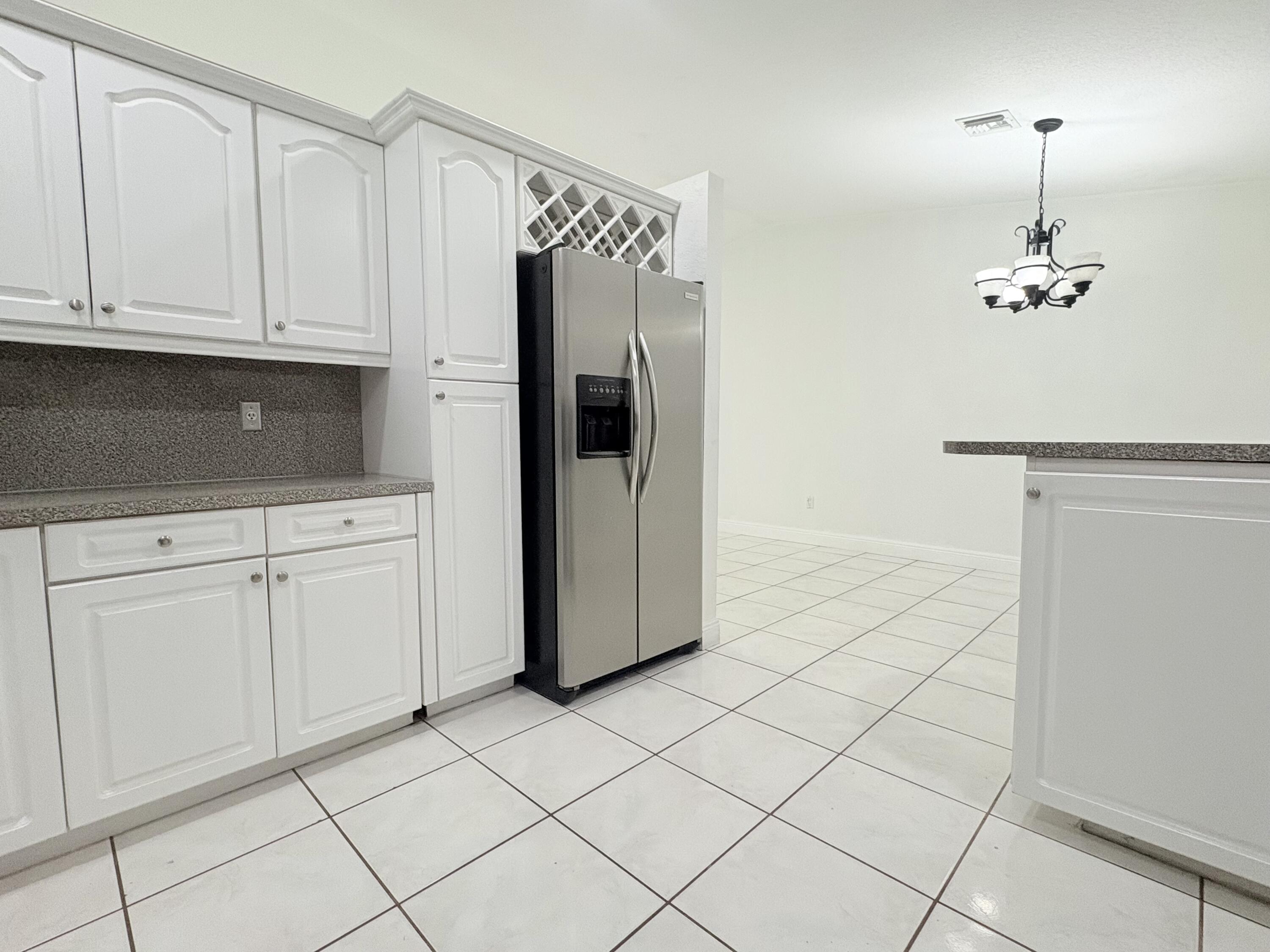 1107 Woodcrest Road West West Palm Beach, FL 33417 - Photo 23 of 64 22