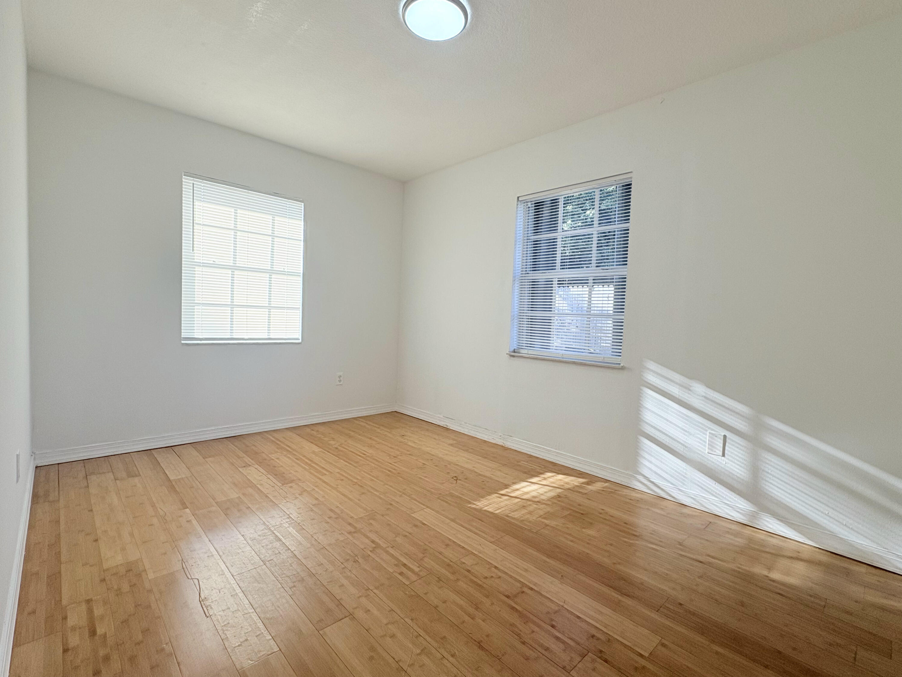 1107 Woodcrest Road West West Palm Beach, FL 33417 - Photo 33 of 64 32