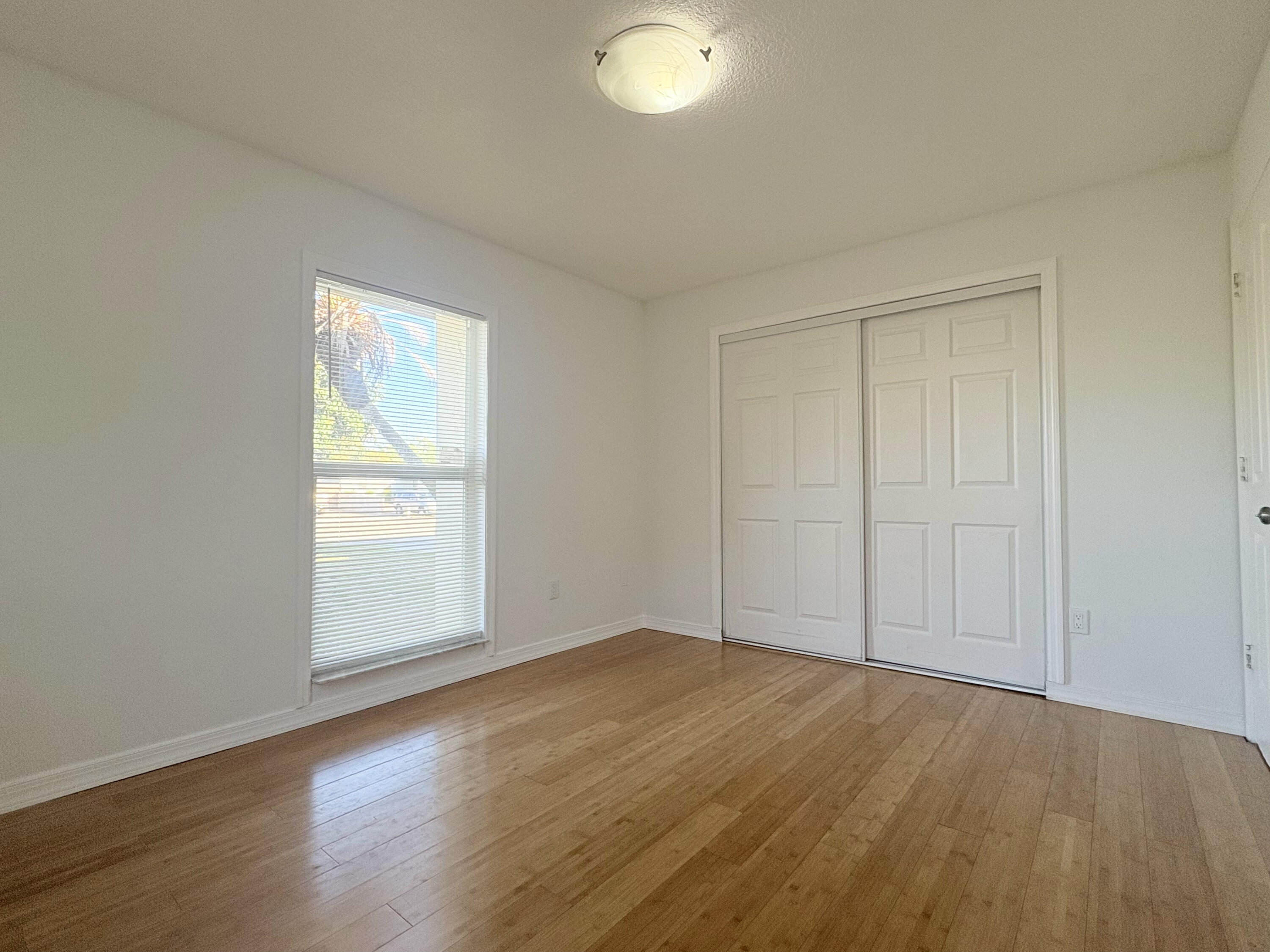 1107 Woodcrest Road West West Palm Beach, FL 33417 - Photo 36 of 64 35