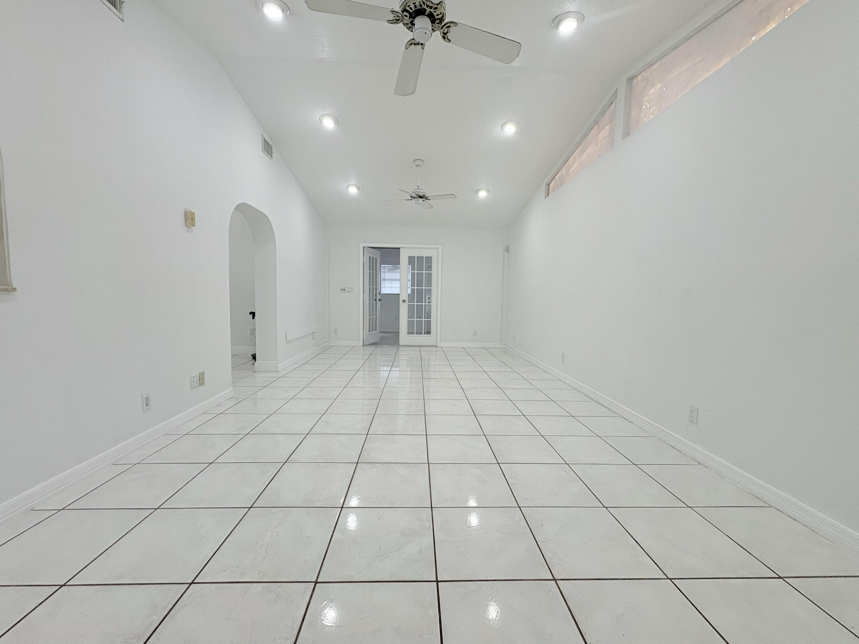 1107 Woodcrest Road West West Palm Beach, FL 33417 - Photo 38 of 64 37