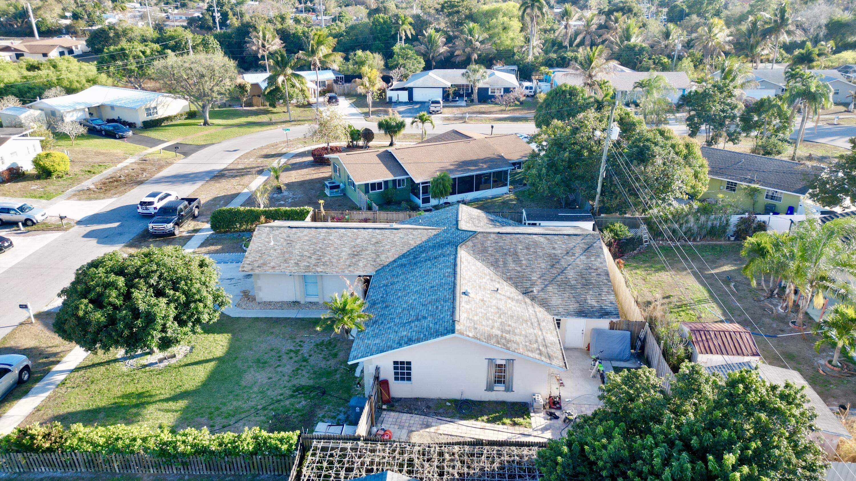 1107 Woodcrest Road West West Palm Beach, FL 33417 - Photo 5 of 64 4