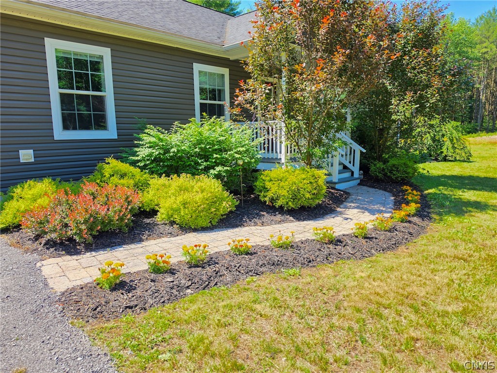 9940 Elpis Road Vienna, NY 13316 - Photo 3 of 38