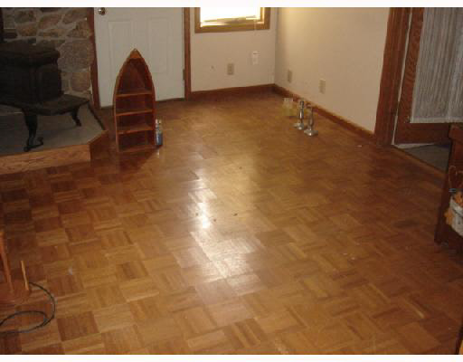 51869 East County Line Road Middlebury, IN 46540 - Photo 4 of 8 Gallery Image 4