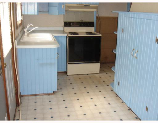 51869 East County Line Road Middlebury, IN 46540 - Photo 5 of 8 Gallery Image 5