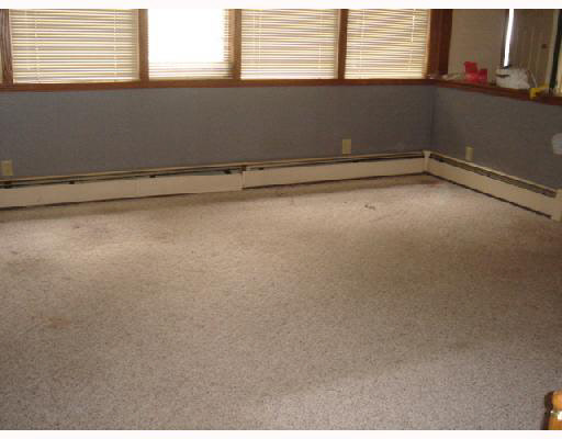 51869 East County Line Road Middlebury, IN 46540 - Photo 7 of 8 Gallery Image 7