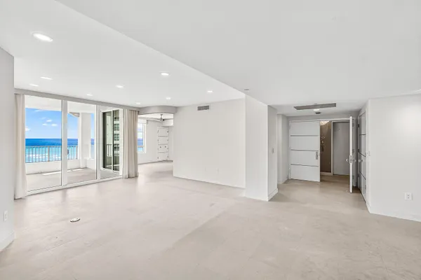 $2,950,000 | 3740 South Ocean Boulevard, Unit 1102, Highland Beach, FL 33487