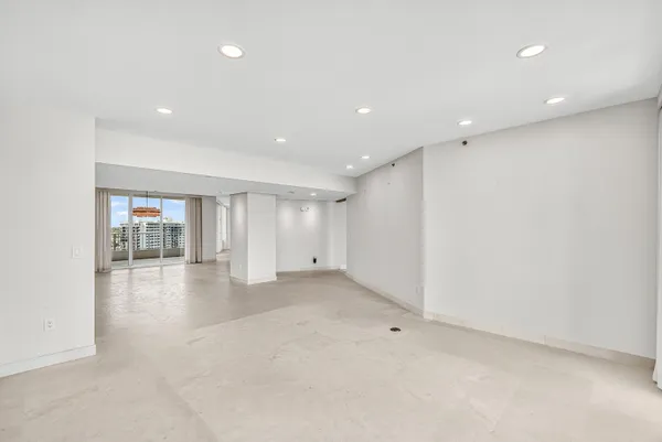 $2,950,000 | 3740 South Ocean Boulevard, Unit 1102, Highland Beach, FL 33487