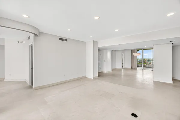 $2,950,000 | 3740 South Ocean Boulevard, Unit 1102, Highland Beach, FL 33487