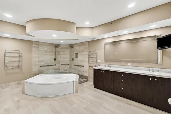 $2,950,000 | 3740 South Ocean Boulevard, Unit 1102, Highland Beach, FL 33487