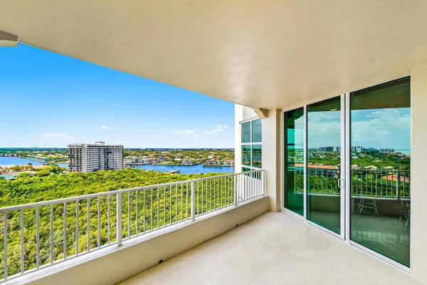 $2,950,000 | 3740 South Ocean Boulevard, Unit 1102, Highland Beach, FL 33487