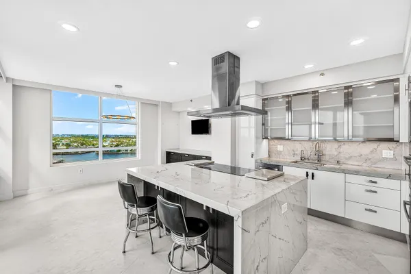 $2,950,000 | 3740 South Ocean Boulevard, Unit 1102, Highland Beach, FL 33487