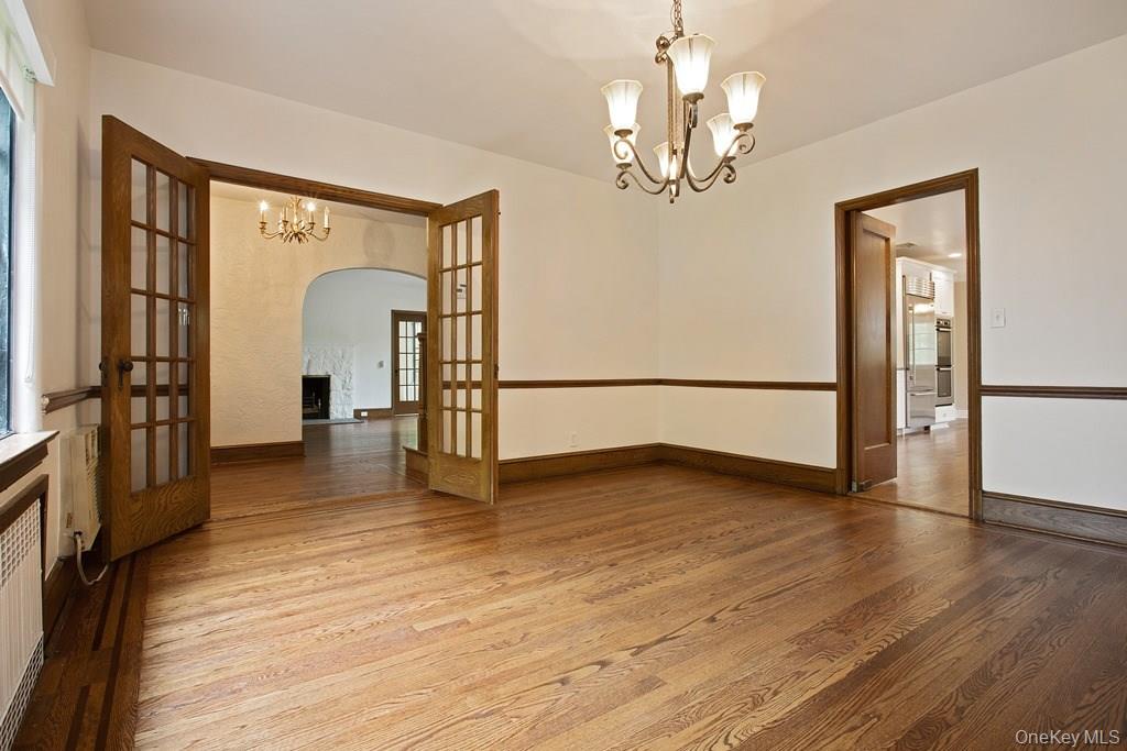 11 Eton Road Scarsdale, NY 10583 - Photo 4 of 14