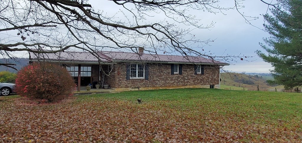 6987 Peppers Ferry Road Max Meadows, VA 24360 - Photo 25 of 26 Gallery Image 25