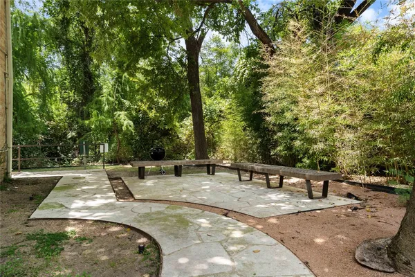 $1,150 | 407 East 45th Street, Unit 211, Austin, TX 78751