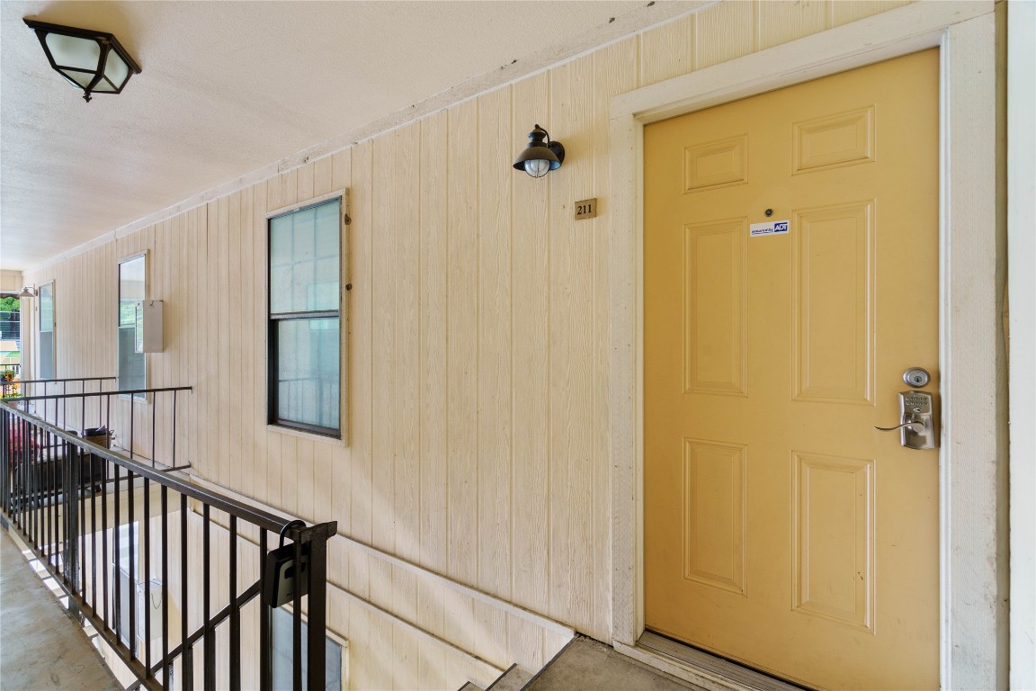 407 East 45th Street, Unit 211 Austin, TX 78751 - Photo 8 of 18 Front door