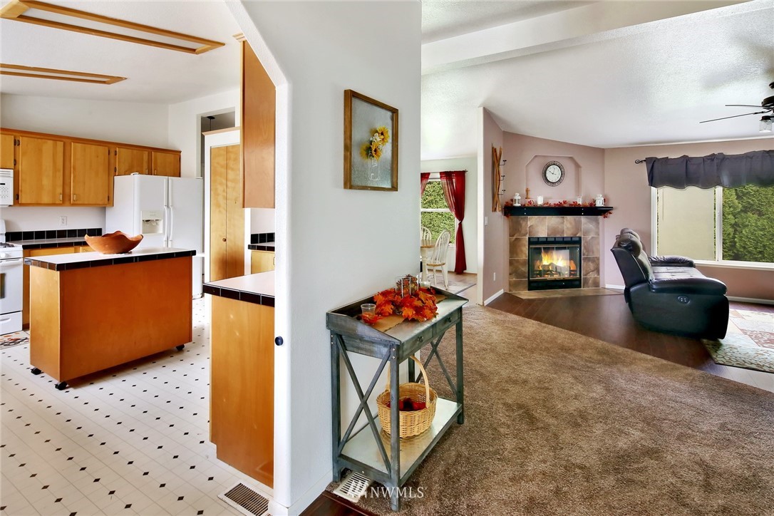 11058 Peter Anderson Road Burlington, WA 98233 - Photo 12 of 40 Gallery Image 12