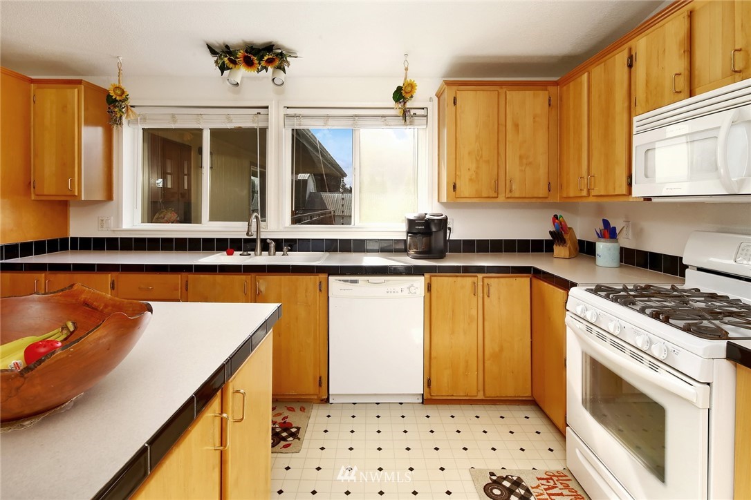 11058 Peter Anderson Road Burlington, WA 98233 - Photo 15 of 40 Gallery Image 15