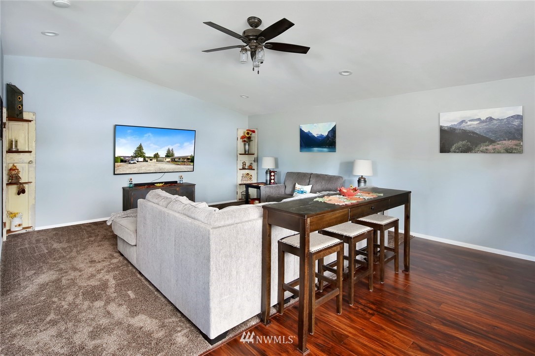 11058 Peter Anderson Road Burlington, WA 98233 - Photo 8 of 40 Gallery Image 8