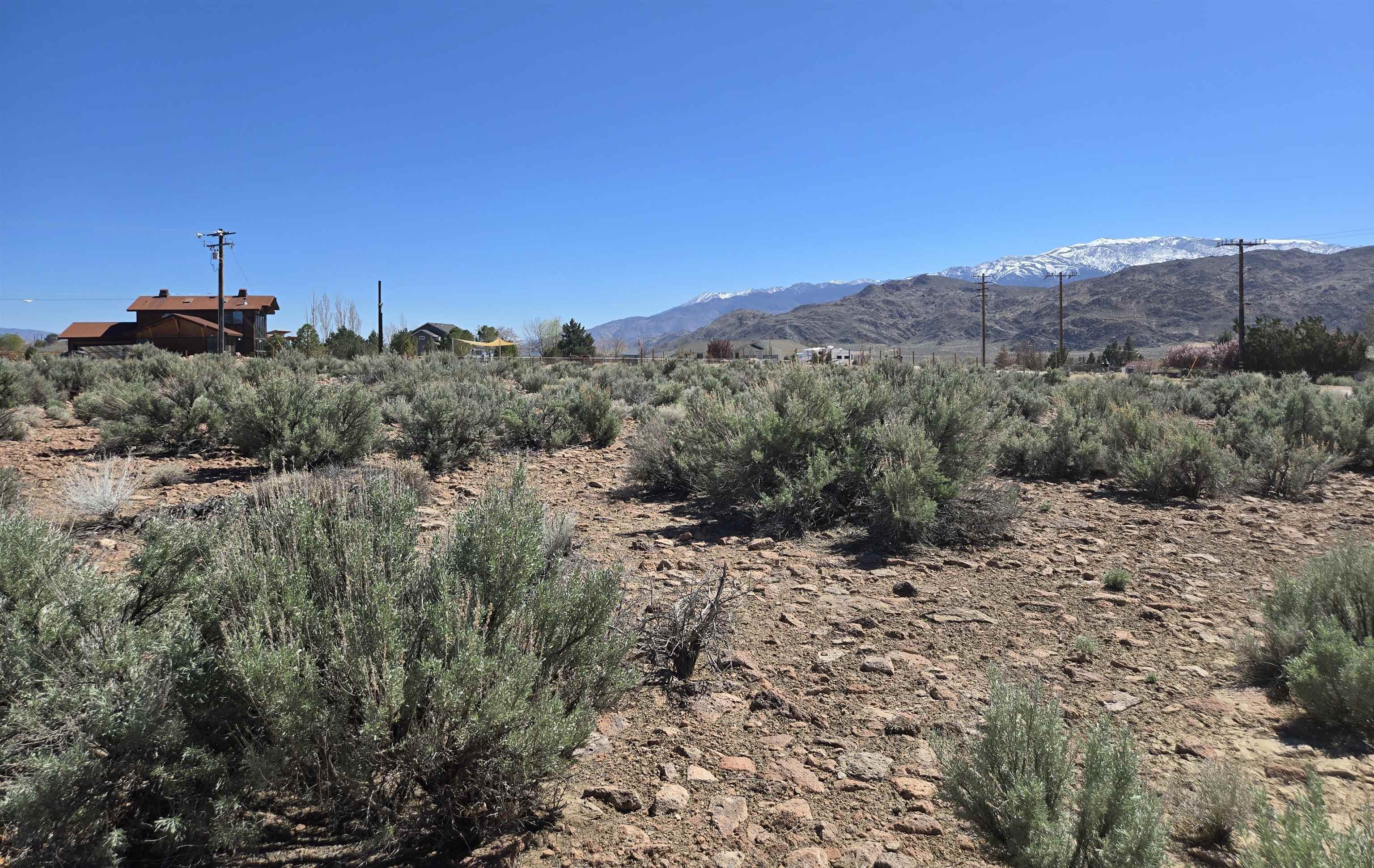 206 Del Monte Road Bishop, CA 93514 - Photo 2 of 6