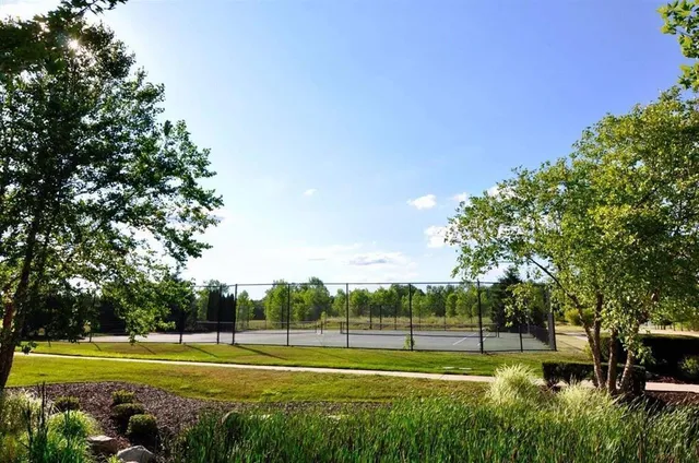 $2,100 | 45588 South Stonewood Road, Canton, MI 48187