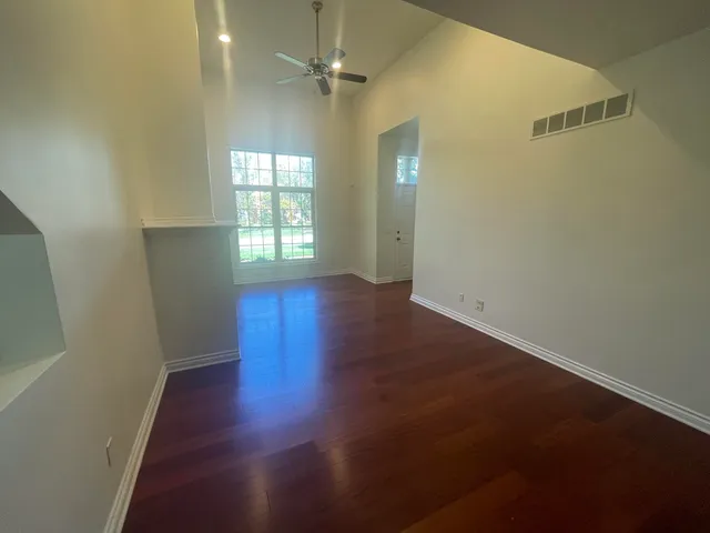 $2,100 | 45588 South Stonewood Road, Canton, MI 48187