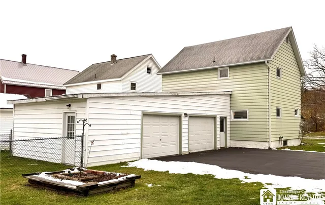 $139,000 | 60 Cleveland Avenue, Salamanca, NY 14779