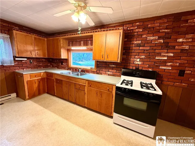 $139,000 | 60 Cleveland Avenue, Salamanca, NY 14779