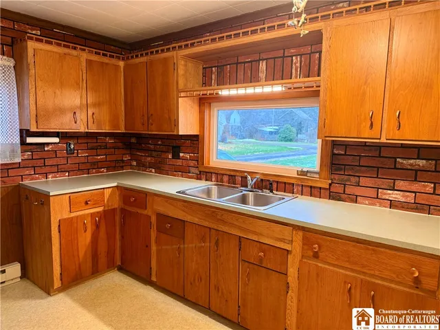 $139,000 | 60 Cleveland Avenue, Salamanca, NY 14779