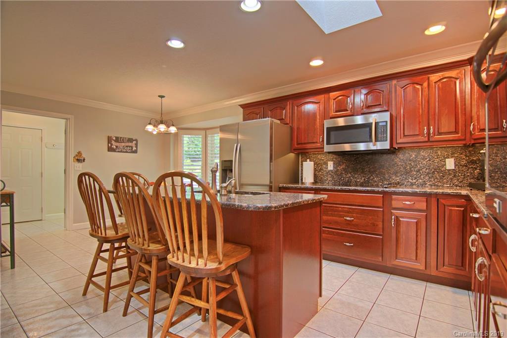 290 Bee Ridge Road Asheville, NC 28803 - Photo 12 of 48 Gallery Image 12