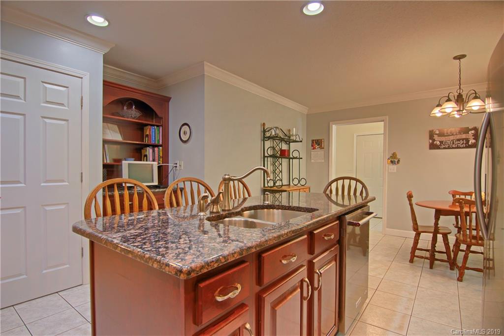 290 Bee Ridge Road Asheville, NC 28803 - Photo 13 of 48 Gallery Image 13