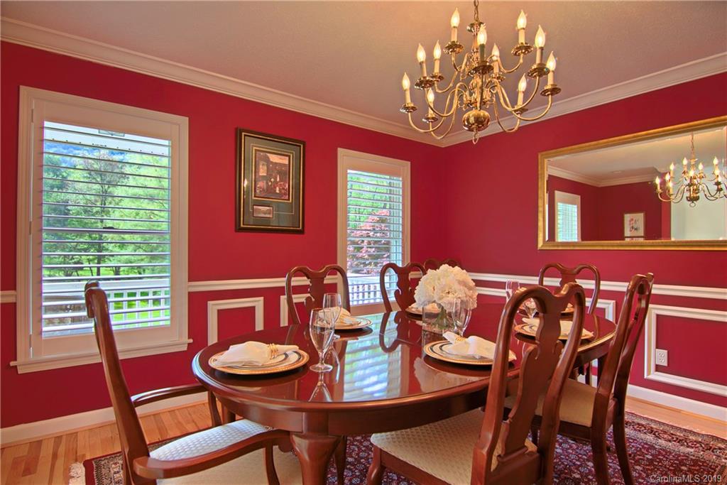 290 Bee Ridge Road Asheville, NC 28803 - Photo 17 of 48 Gallery Image 17