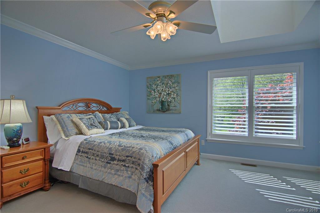 290 Bee Ridge Road Asheville, NC 28803 - Photo 36 of 48 Gallery Image 36