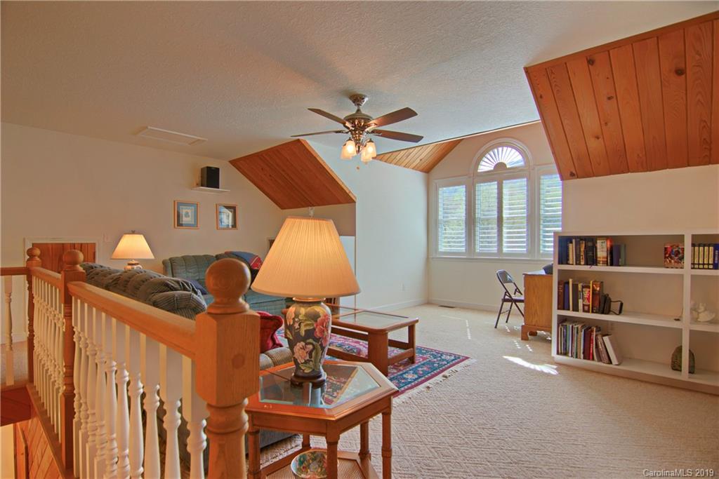 290 Bee Ridge Road Asheville, NC 28803 - Photo 39 of 48 Gallery Image 39