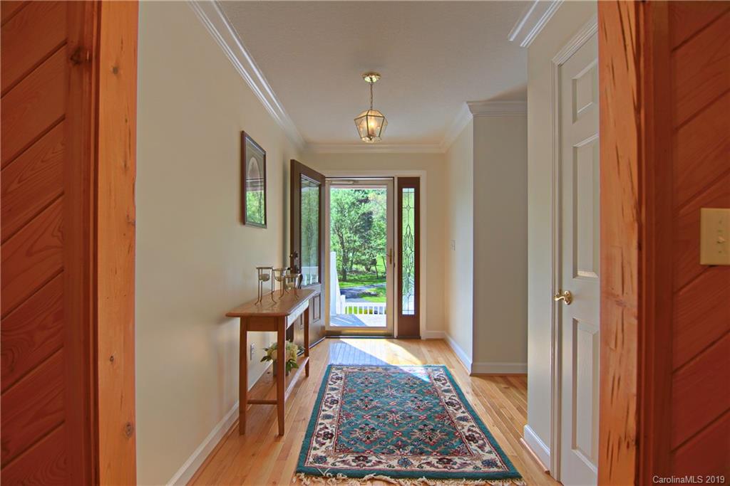 290 Bee Ridge Road Asheville, NC 28803 - Photo 7 of 48 Gallery Image 7